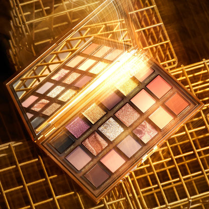 Hub Empowered Eyeshadow Palette